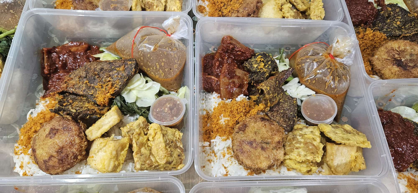 Nasi Jengganan ( All Packed in 1 Container )