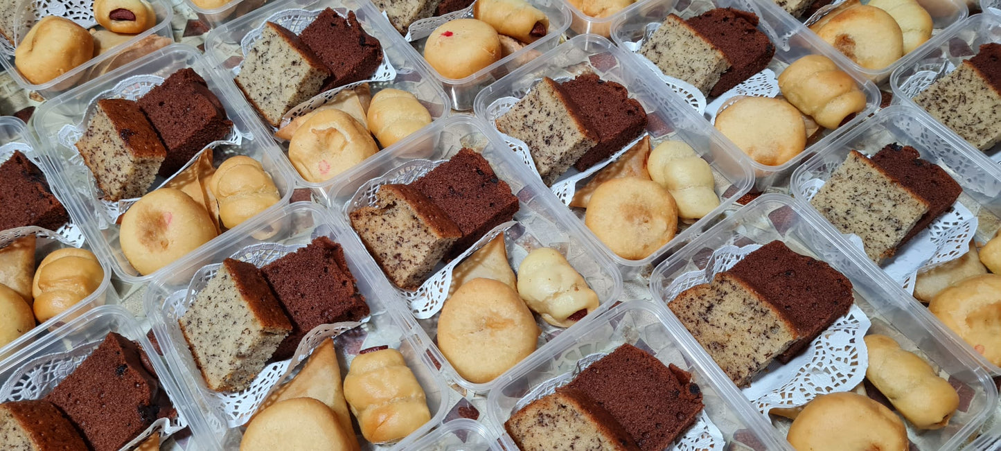 Assorted Kuih ( 3 - 5pcs) from $3.00 - $4.00
