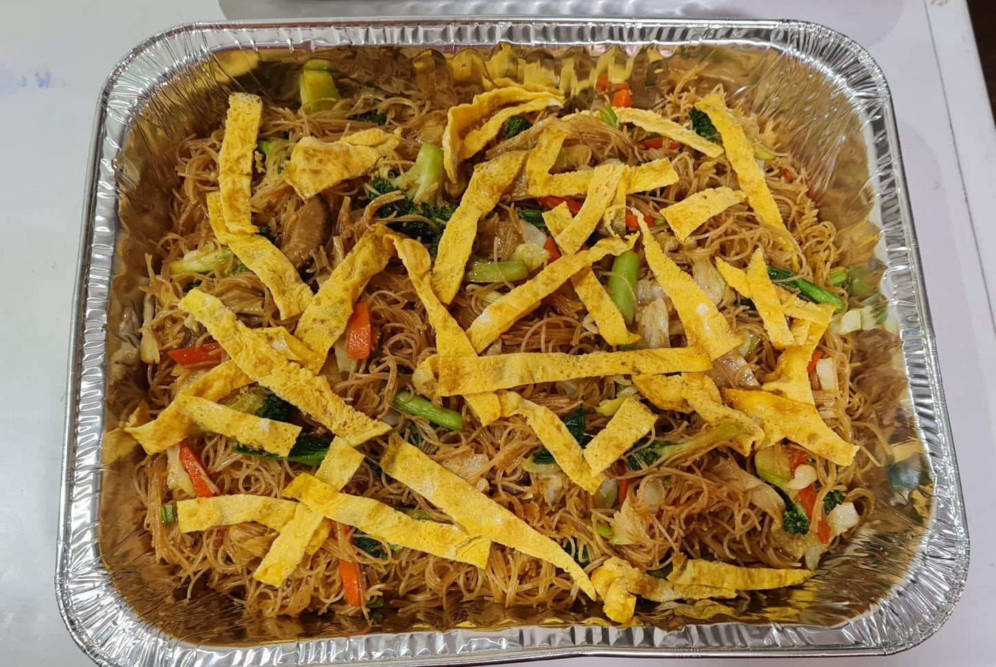 Economical Vegetarian Fried Mee Hoon in Dark Soya Sauce || Serves 14 - 16 pax