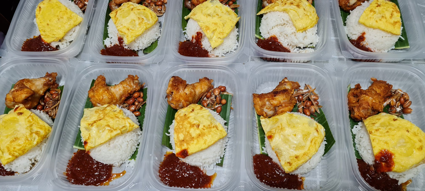 Economical Nasi Lemak with 1pc Fried Drumlets