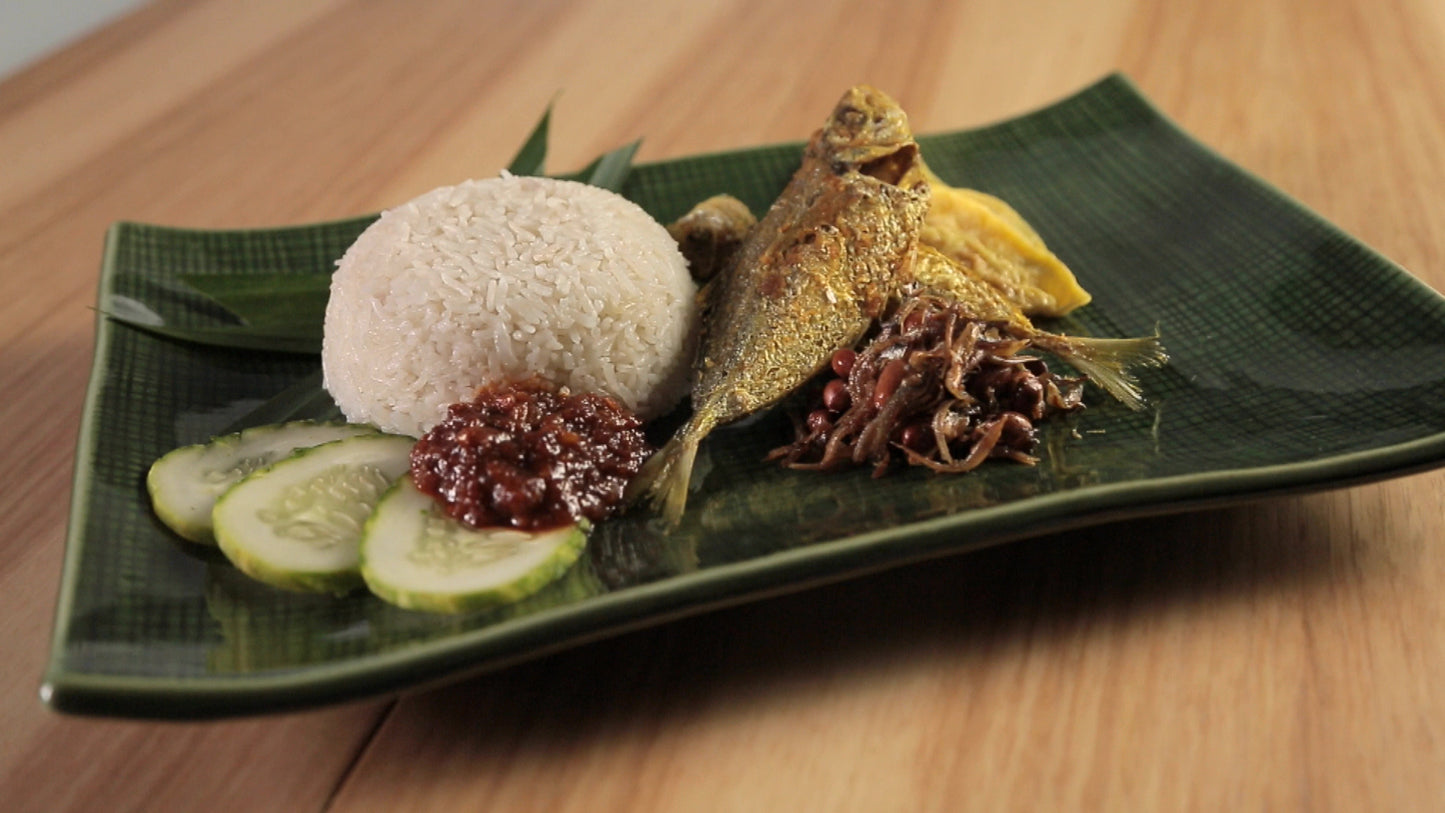 Economical Nasi Lemak with Fried Fish