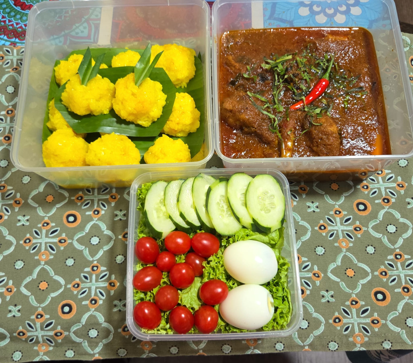 Pulut Kuning Set - Chicken Rendang | Serves 10 - 12 pax