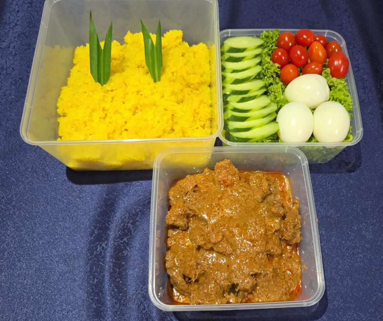 Pulut Kuning Set - Beef Rendang | Serves 10 - 12 pax
