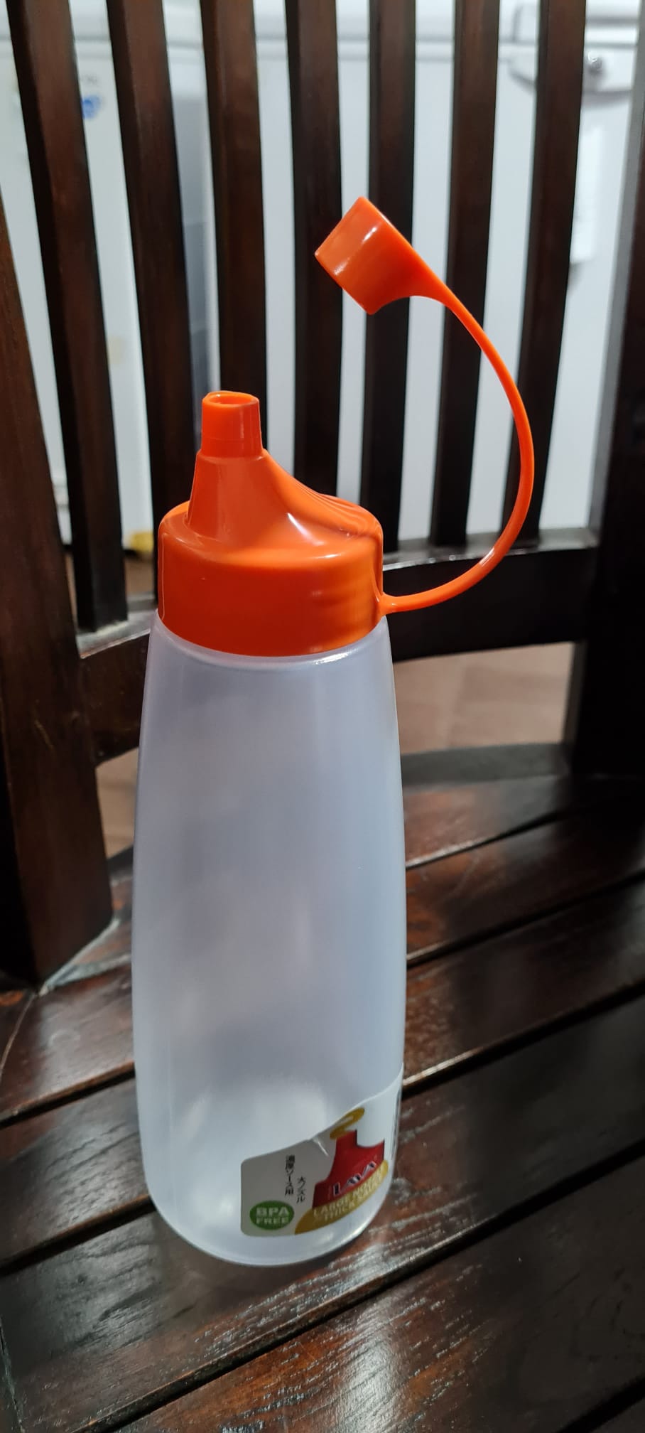 Lava Large Nozzle Thick Sauce Bottle / 600ml