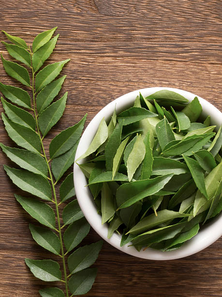 Curry Leaves / 50g - 70g*