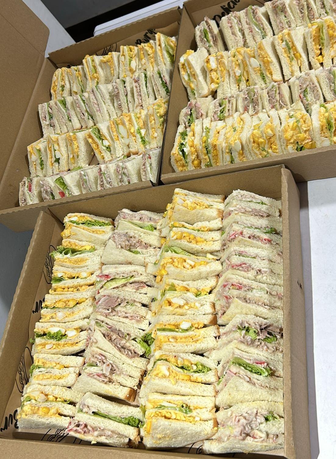 Club  Sandwich  ( Mix:  Egg  Mayo  &  Tuna  Crabstick )  ||   26pcs - 28pc per box