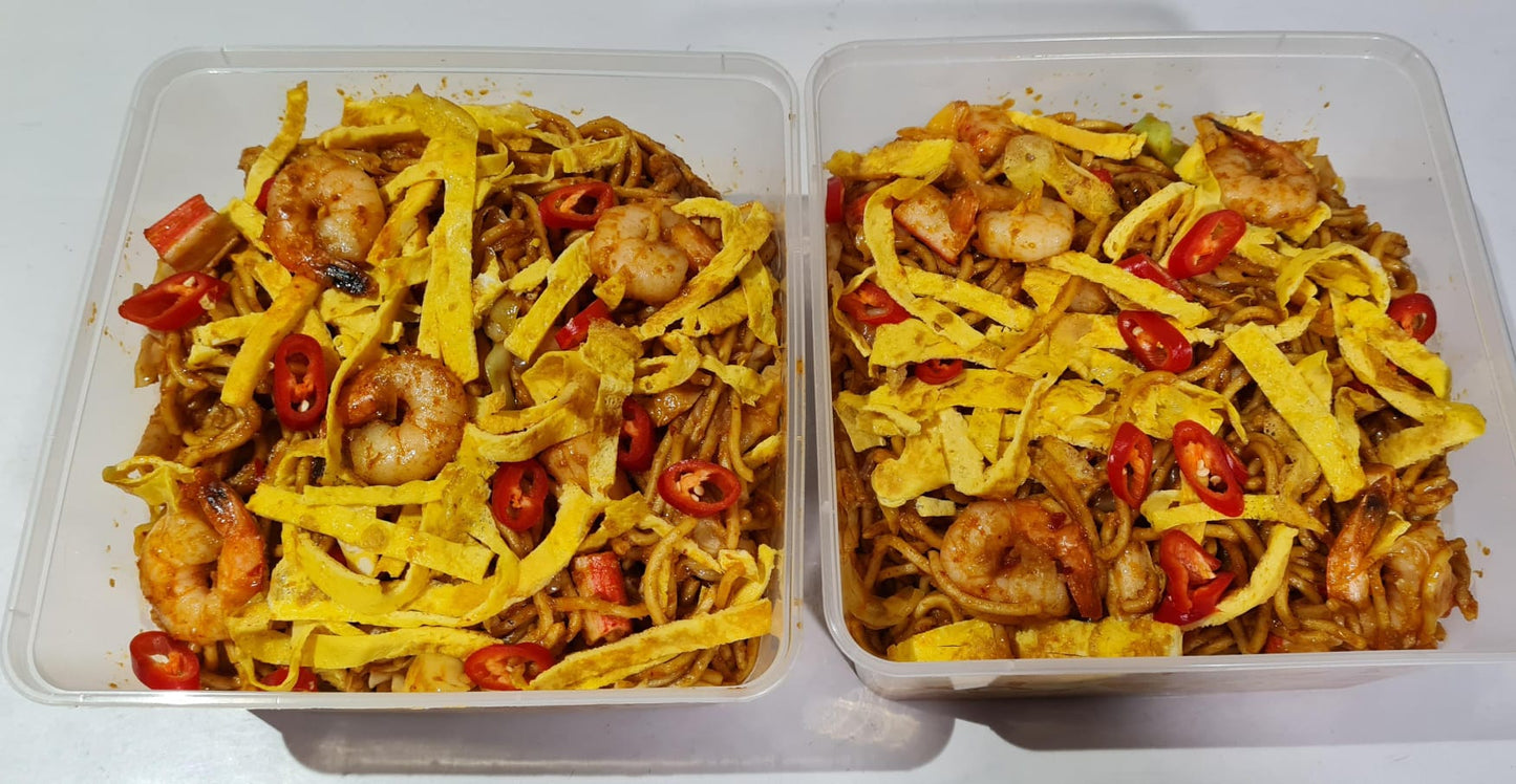 Fried  Yellow  Noodles  ( Mee Goreng )  ||  Good  for  9 - 11 pax