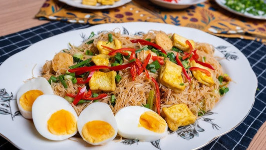 Fried  Mee  Hoon with  Taucho  ||  Good for 9 - 11 pax