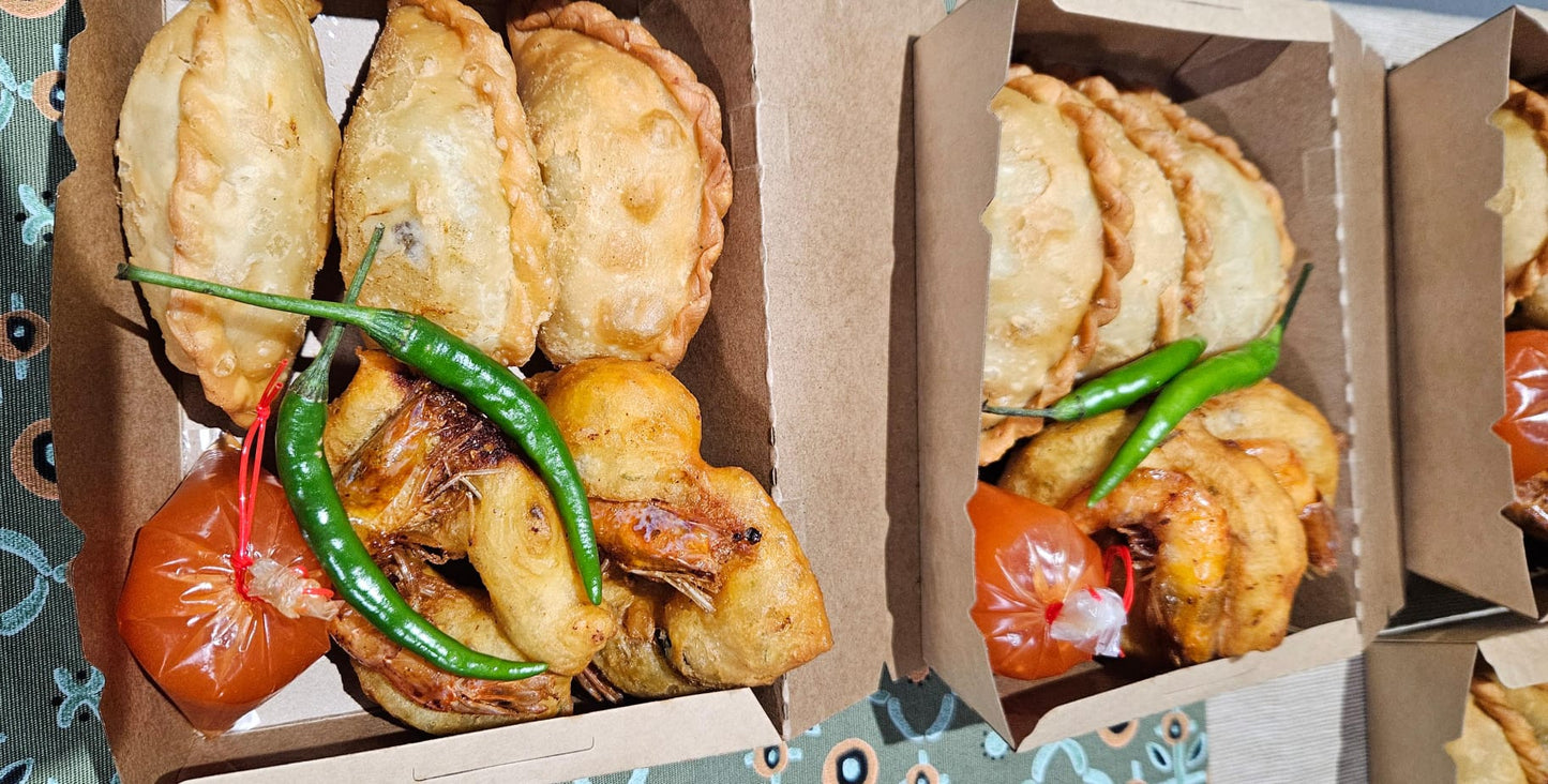 Set D ( Fried Epok2 Sayur x 3pcs &  Fried Prawn Vadai x 2pcs )