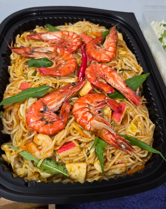Tomyam  Fried  Noodles  |  Serves 10 - 12 pax