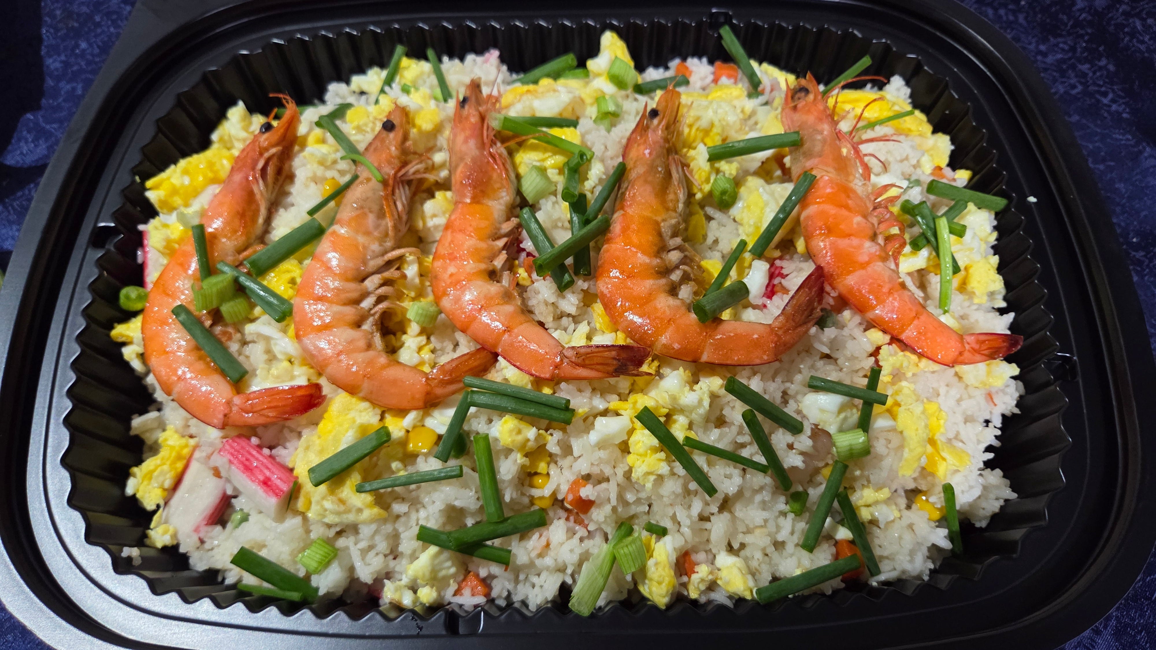 Chinese Fried Rice | Serves 10 - 12 pax – Deli Frozen Food Pte Ltd