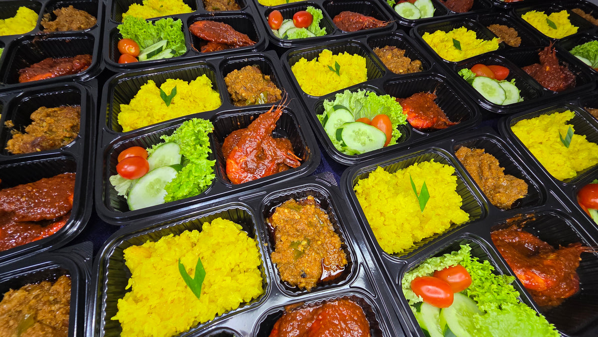 Pulut Kuning Bento Set ( Beef Rendang ) - Yellow Glutinous Rice | Single Serving