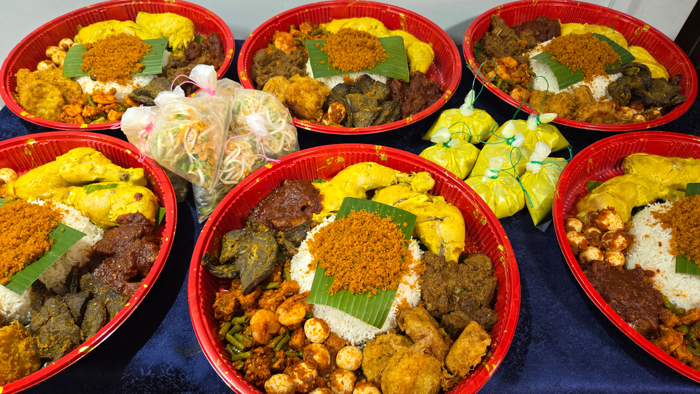 Nasi Ambeng Platter | Serves 3 - 4 pax
