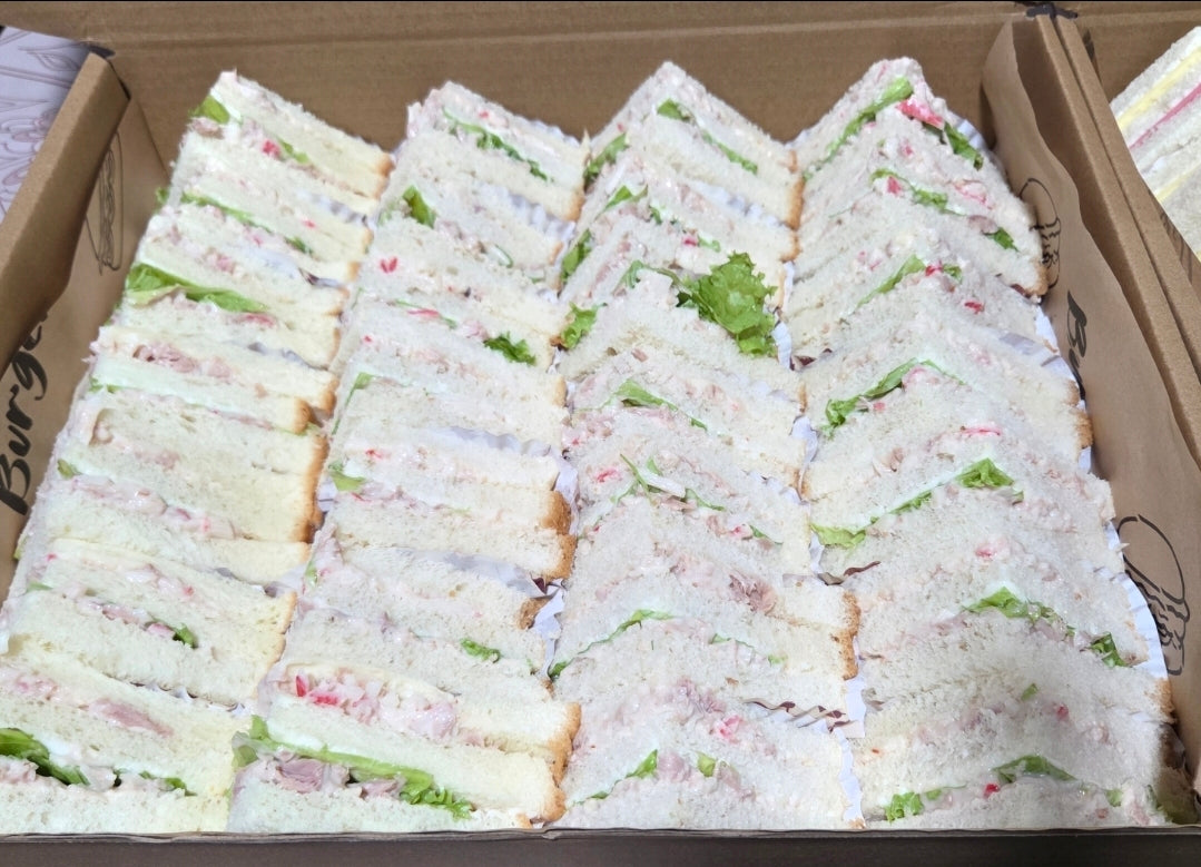 Club Sandwich: Tuna & Crabstick Mayo  |  26pcs - 28pc per box