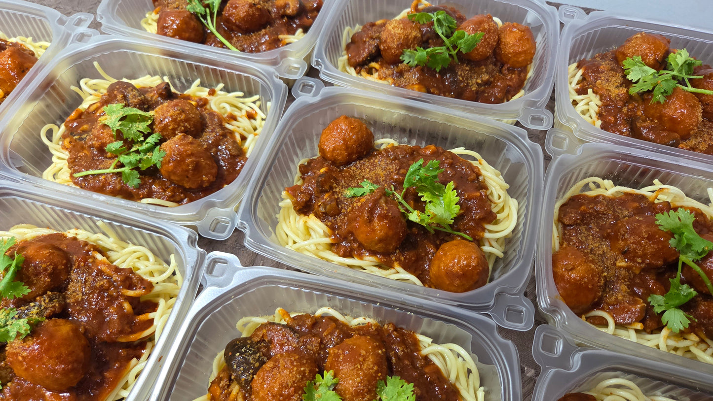 Spaghetti  Bolognese  with Chicken Cheese Meatball | Individual  Packaging