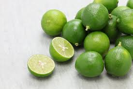 Small Lime (Limau Kasturi) / 200g*