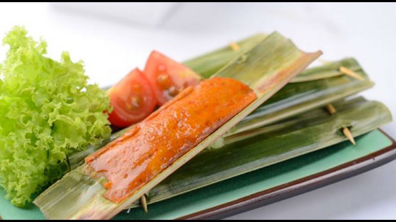 Spicy Otak-Otak Fish with Leaf / 16pcs (300g)*