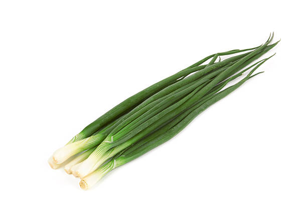 Spring Onion (Daun Bawang)  / 80g - 100g*